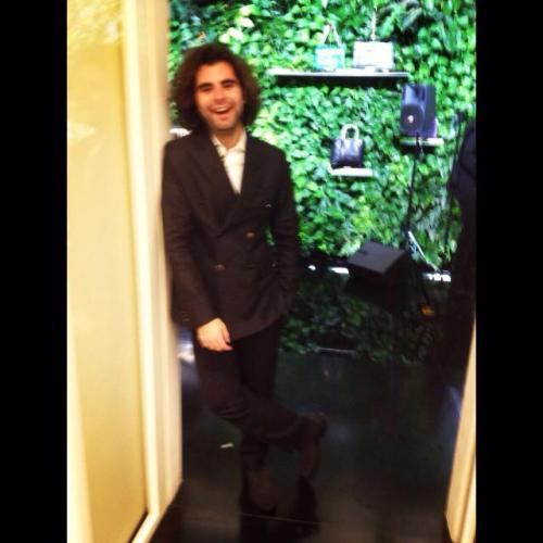 1377453_10153319270855596_714925865_n